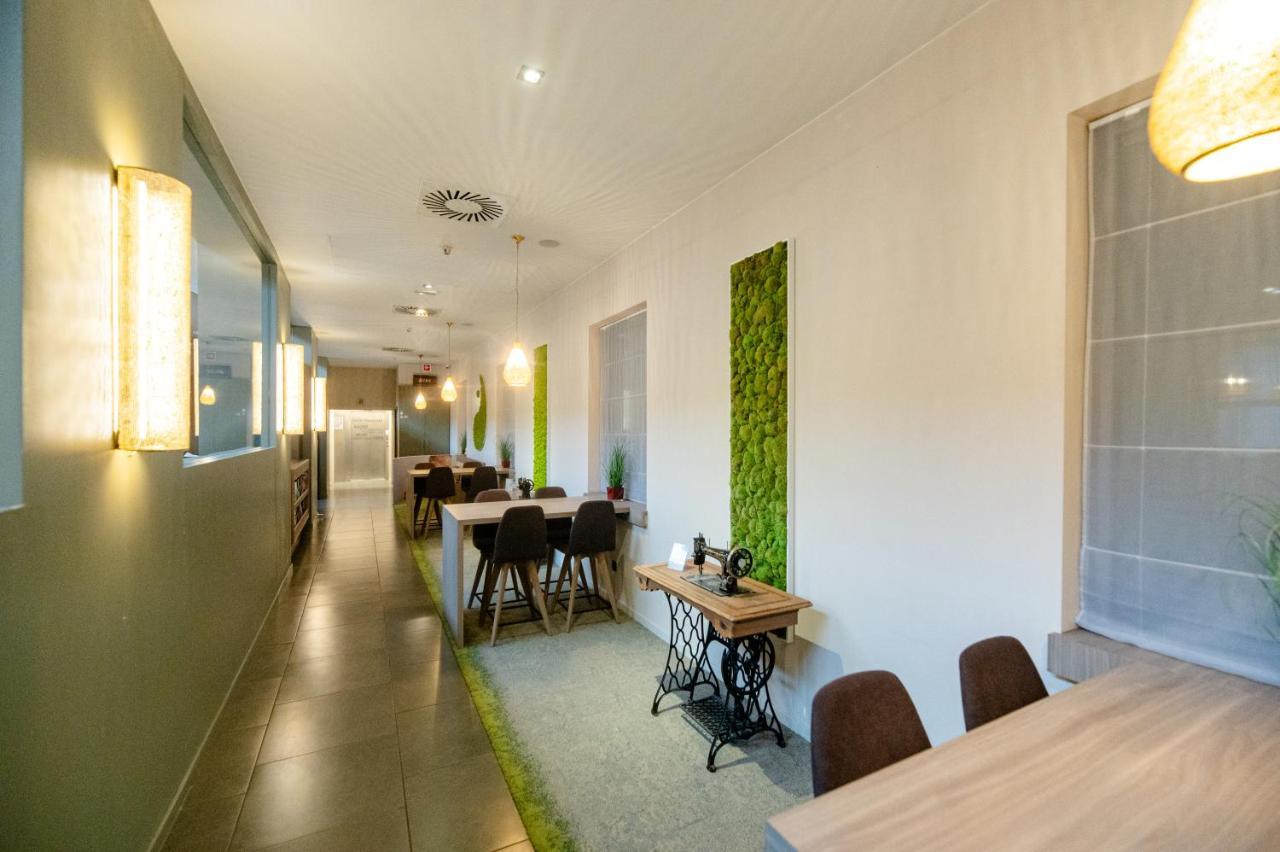 Hotel & Aparthotel Alize Mouscron Exterior photo